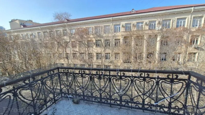 Satılır 5 otaqlı Mənzil Köhnə tikili 150 m² İçərişəhər m. - şəkil 8