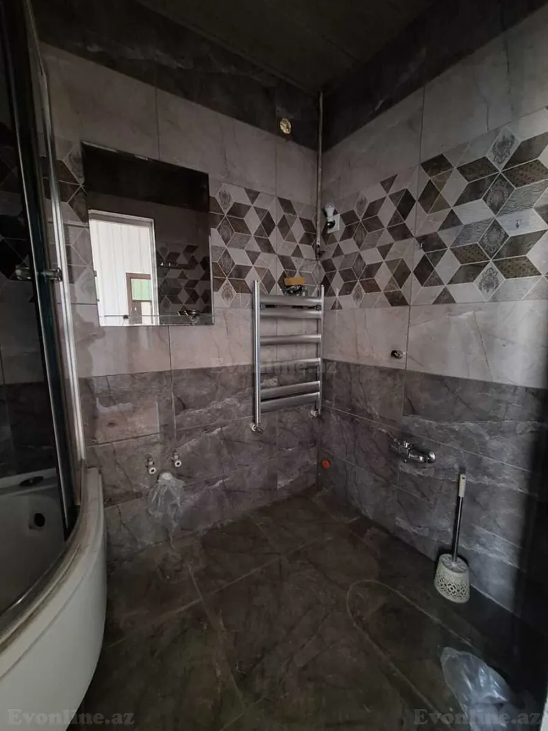 Satılır 5 otaqlı Mənzil Köhnə tikili 150 m² İçərişəhər m. - şəkil 10