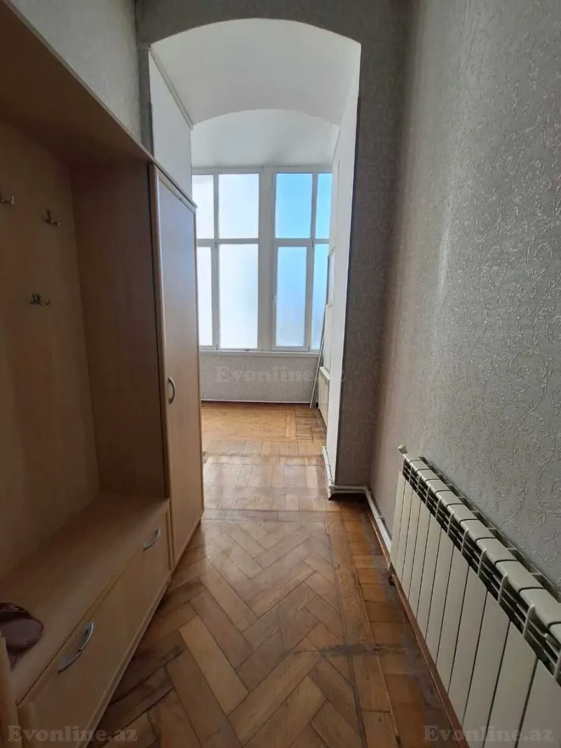 Satılır 5 otaqlı Mənzil Köhnə tikili 150 m² İçərişəhər m. - şəkil 15