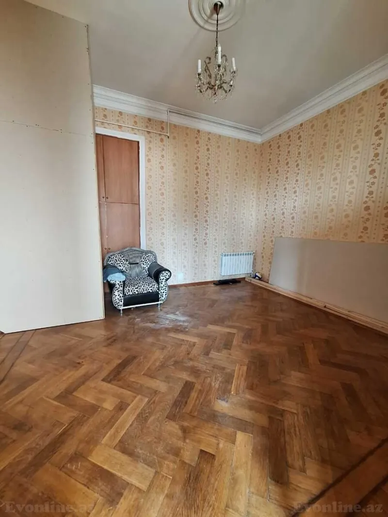 Satılır 5 otaqlı Mənzil Köhnə tikili 150 m² İçərişəhər m. - şəkil 19