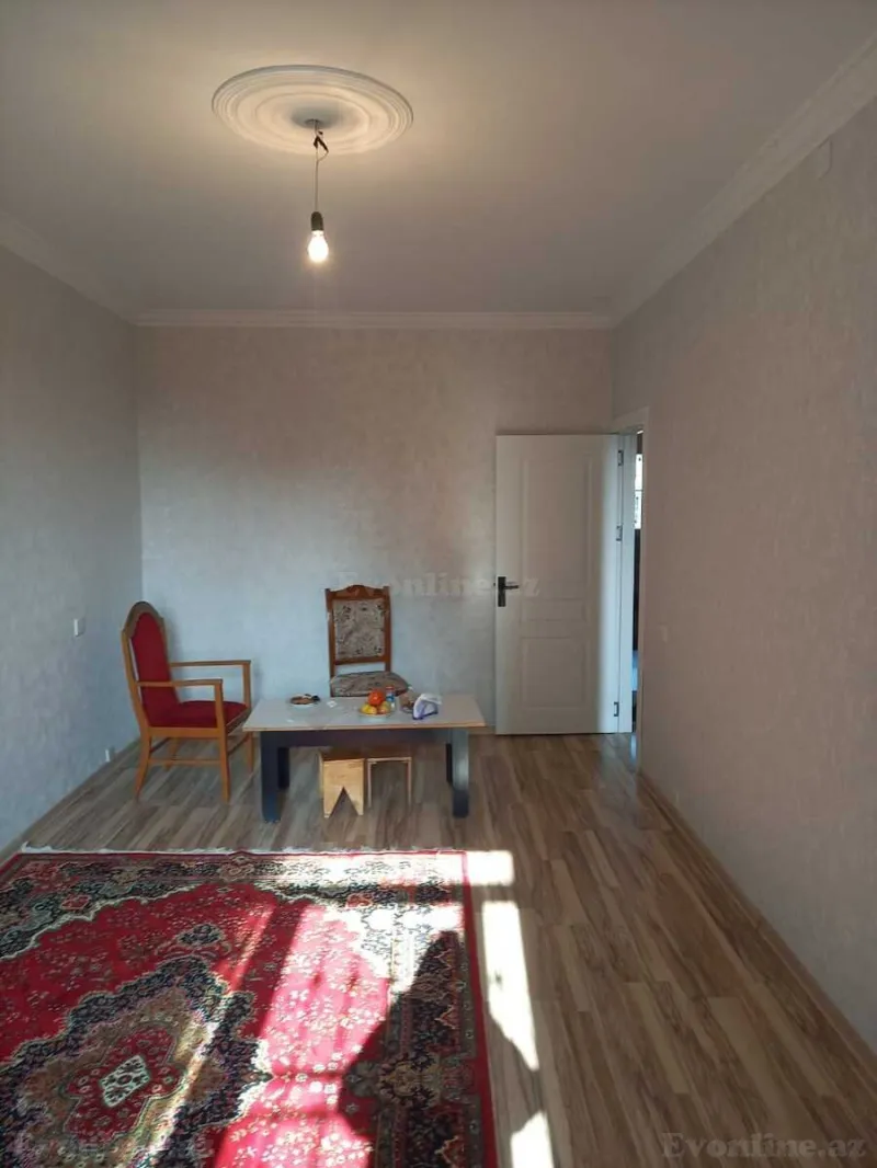 Satılır 2 otaqlı Mənzil Köhnə tikili 65 m² 8-ci mikrorayon - şəkil 6