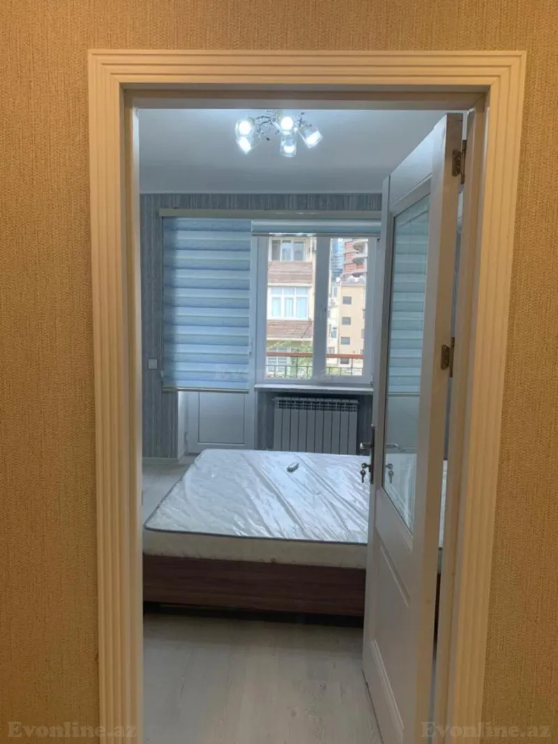 Kirayə verilir 2 otaqlı Mənzil Köhnə tikili 65 m² 28 May m. - şəkil 5