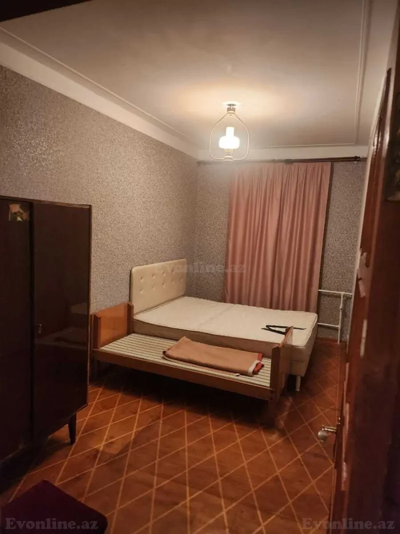 Kirayə verilir 2 otaqlı Mənzil Köhnə tikili 55 m² 4-cü mikrorayon - şəkil 2