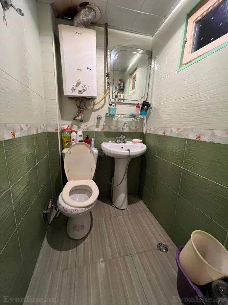 Satılır 2 otaqlı Mənzil Köhnə tikili 50 m² Gənclik m. - şəkil 9