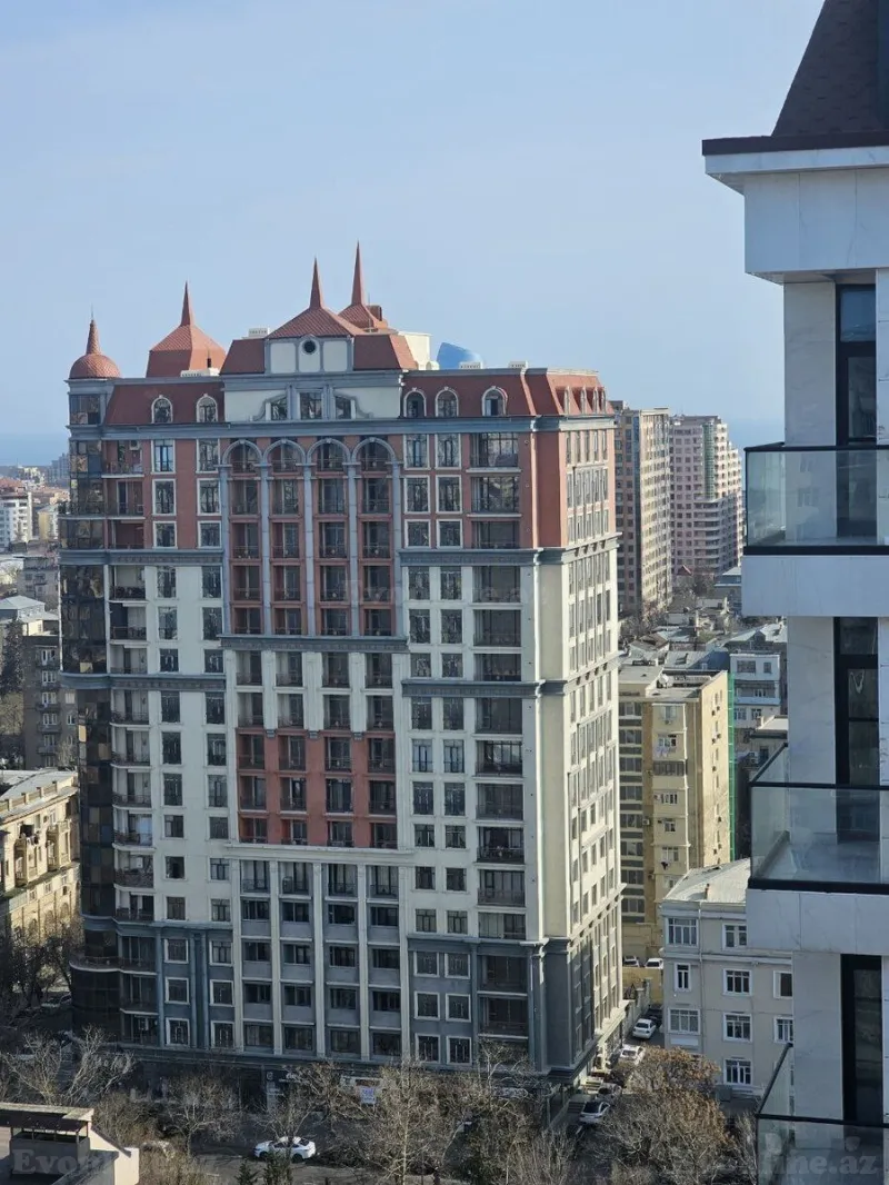 Satılır 4 otaqlı Mənzil Yeni tikili 170.6 m² Nərimanov r.