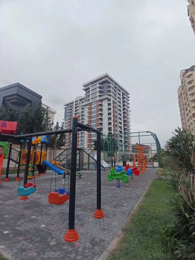 Satılır 2 otaqlı Mənzil Yeni tikili 107 m² Koroğlu m.