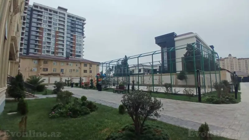 Satılır 2 otaqlı Mənzil Yeni tikili 107 m² Koroğlu m. - şəkil 3