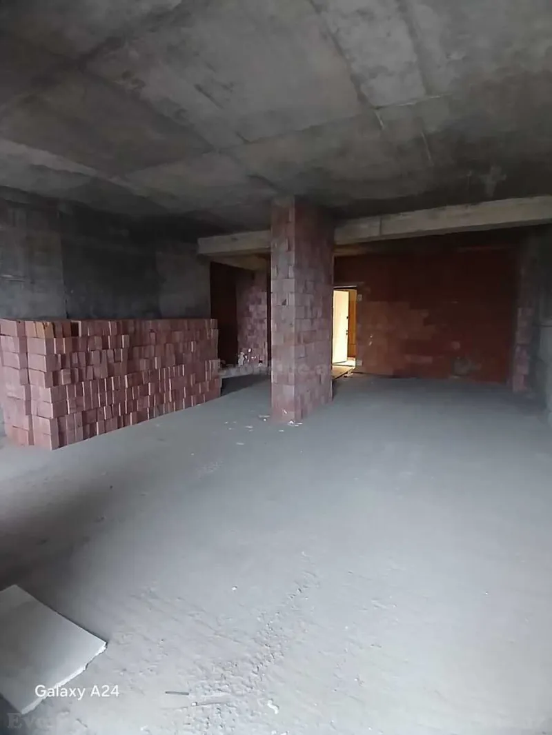 Satılır 2 otaqlı Mənzil Yeni tikili 107 m² Koroğlu m. - şəkil 8