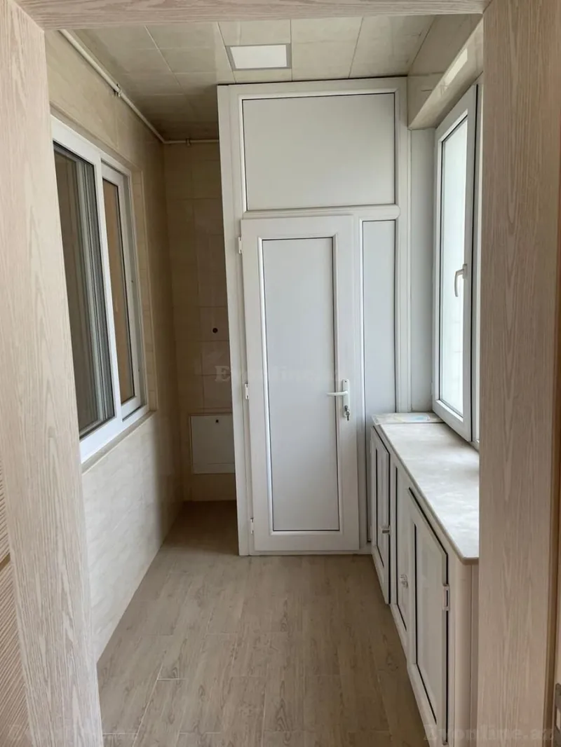 Satılır 2 otaqlı Mənzil Yeni tikili 68 m² 8 Noyabr m. - şəkil 5