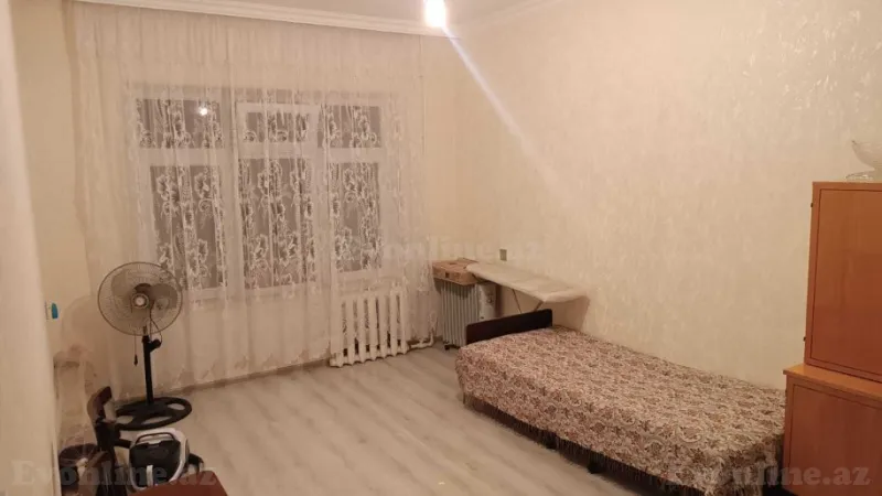 Satılır 3 otaqlı Mənzil Köhnə tikili 80 m² Xətai r. - şəkil 6