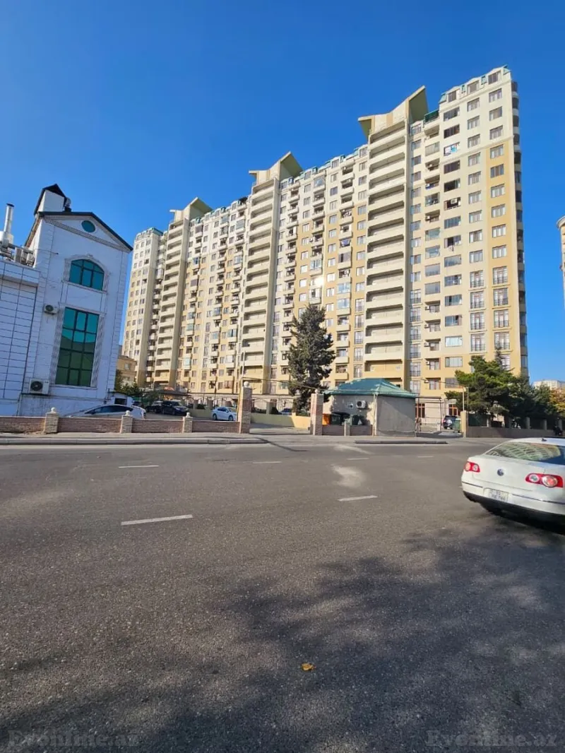 Kirayə verilir 2 otaqlı Mənzil Yeni tikili 60 m² 8-ci mikrorayon