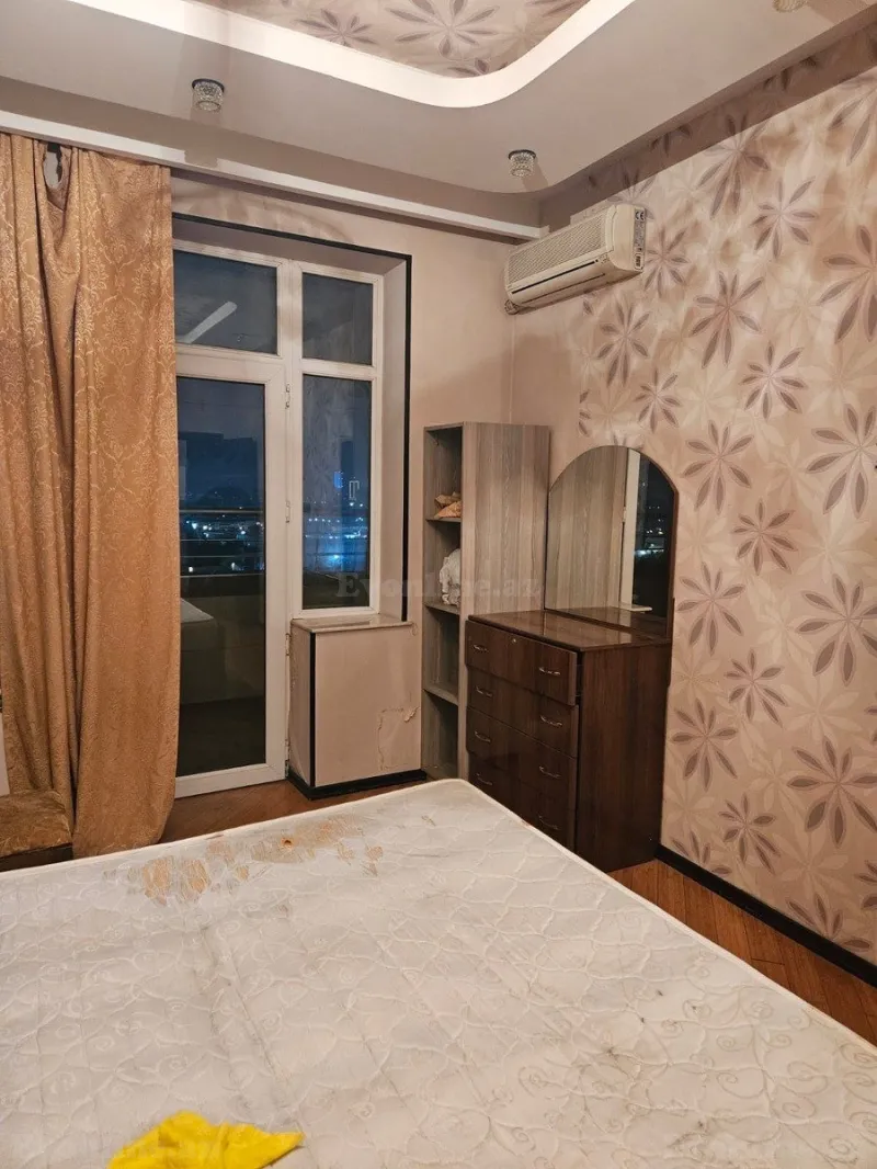 Kirayə verilir 3 otaqlı Mənzil Yeni tikili 75 m² 8-ci mikrorayon - şəkil 9