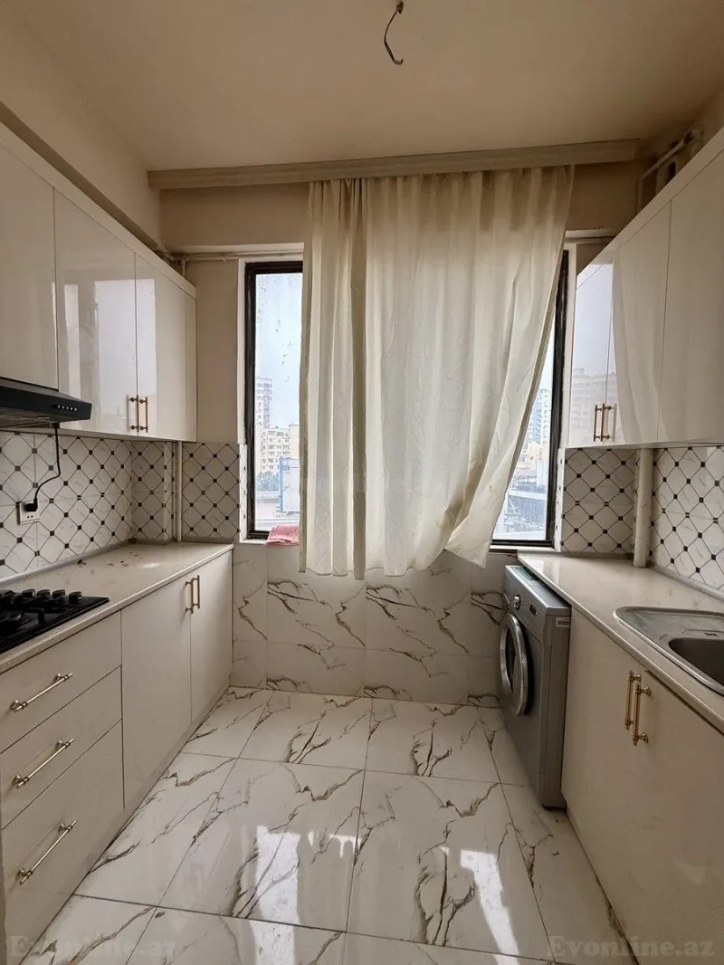 Kirayə verilir 3 otaqlı Mənzil Yeni tikili 120 m² 4-cü mikrorayon - şəkil 12