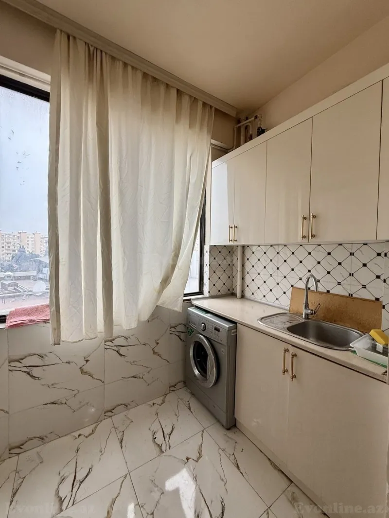 Kirayə verilir 3 otaqlı Mənzil Yeni tikili 120 m² 4-cü mikrorayon - şəkil 13