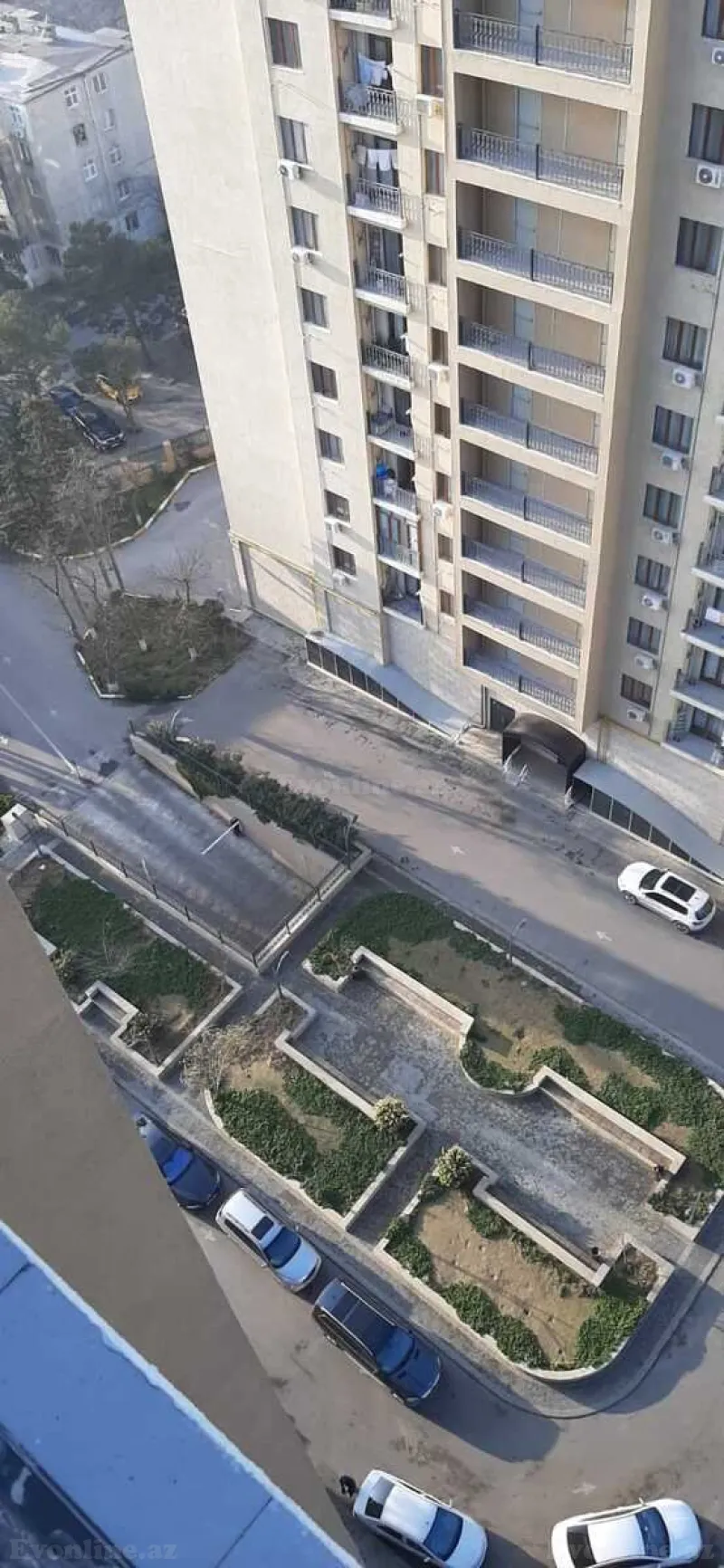 Satılır 2 otaqlı Mənzil Yeni tikili 70 m² Neftçilər m. - şəkil 14