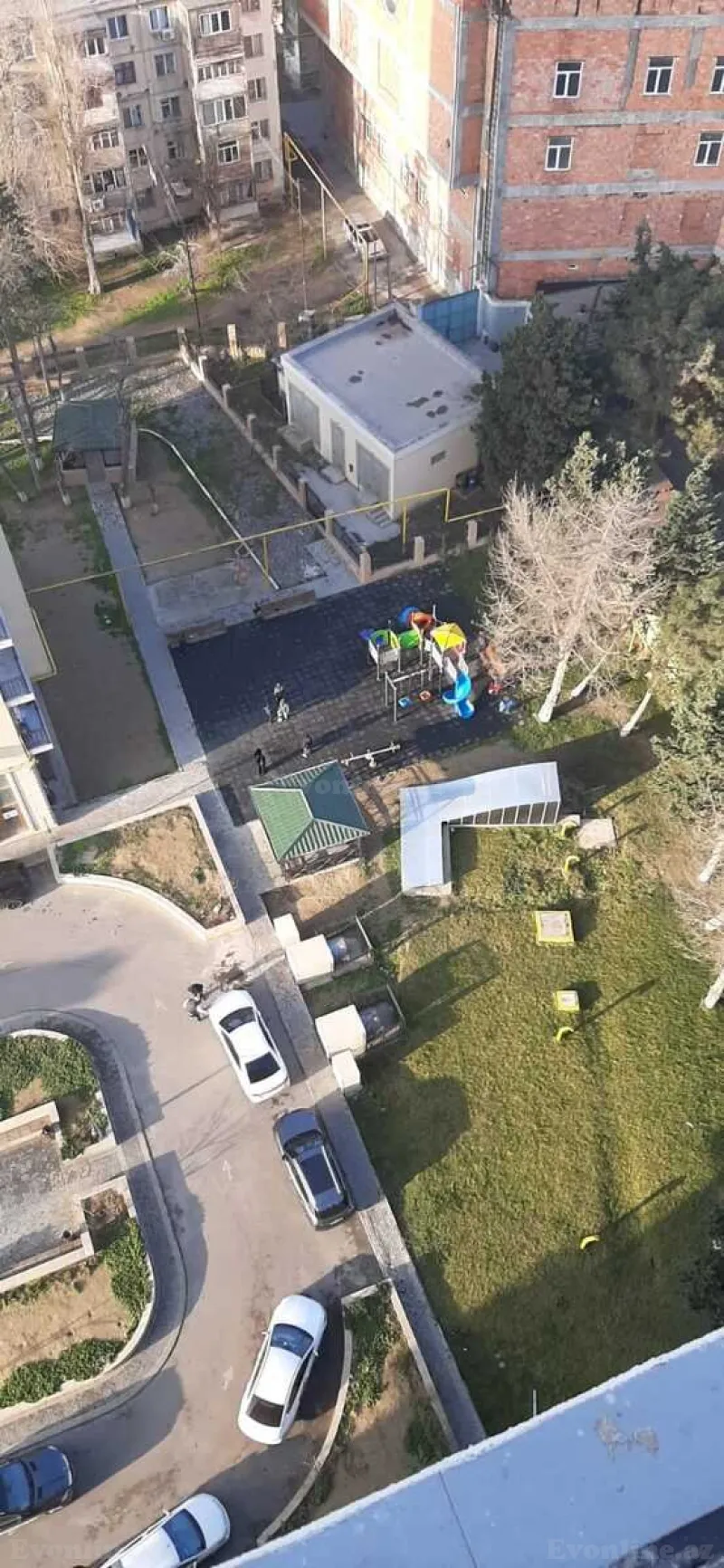 Satılır 2 otaqlı Mənzil Yeni tikili 70 m² Neftçilər m. - şəkil 15