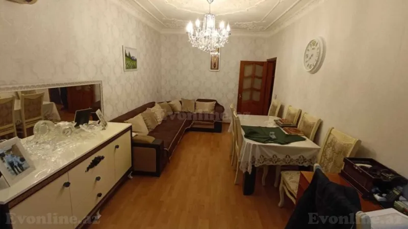 Satılır 4 otaqlı Mənzil Köhnə tikili 110 m² Yeni Yasamal - şəkil 3