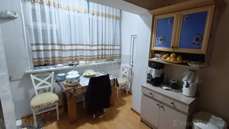 Satılır 4 otaqlı Mənzil Köhnə tikili 110 m² Yeni Yasamal - şəkil 22