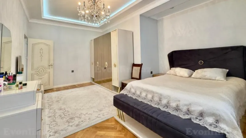 Satılır 3 otaqlı Mənzil Yeni tikili 180 m² 20 Yanvar m. - şəkil 10