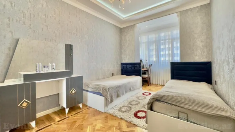 Satılır 3 otaqlı Mənzil Yeni tikili 180 m² 20 Yanvar m. - şəkil 11