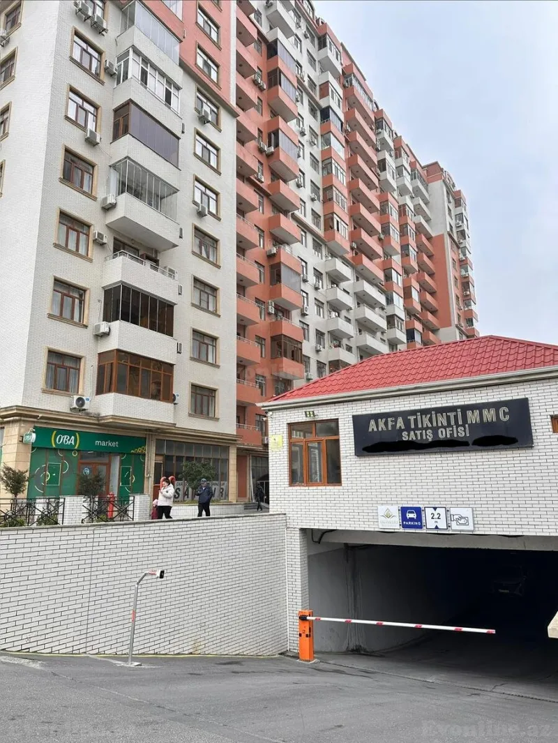 Satılır 4 otaqlı Mənzil Yeni tikili 183 m² Əhmədli