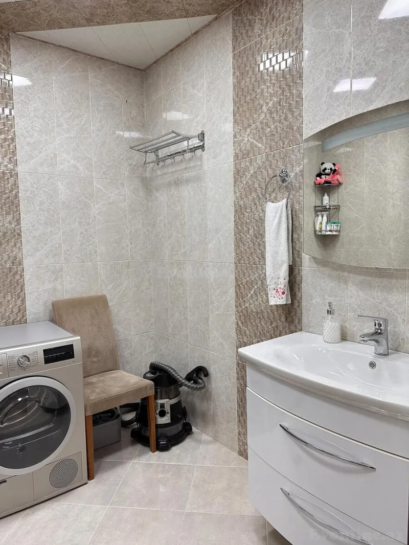 Satılır 4 otaqlı Mənzil Yeni tikili 183 m² Əhmədli - şəkil 21