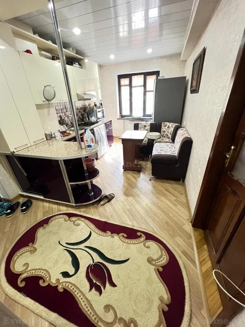 Satılır 4 otaqlı Mənzil Köhnə tikili 135 m² 7-ci mikrorayon - şəkil 6