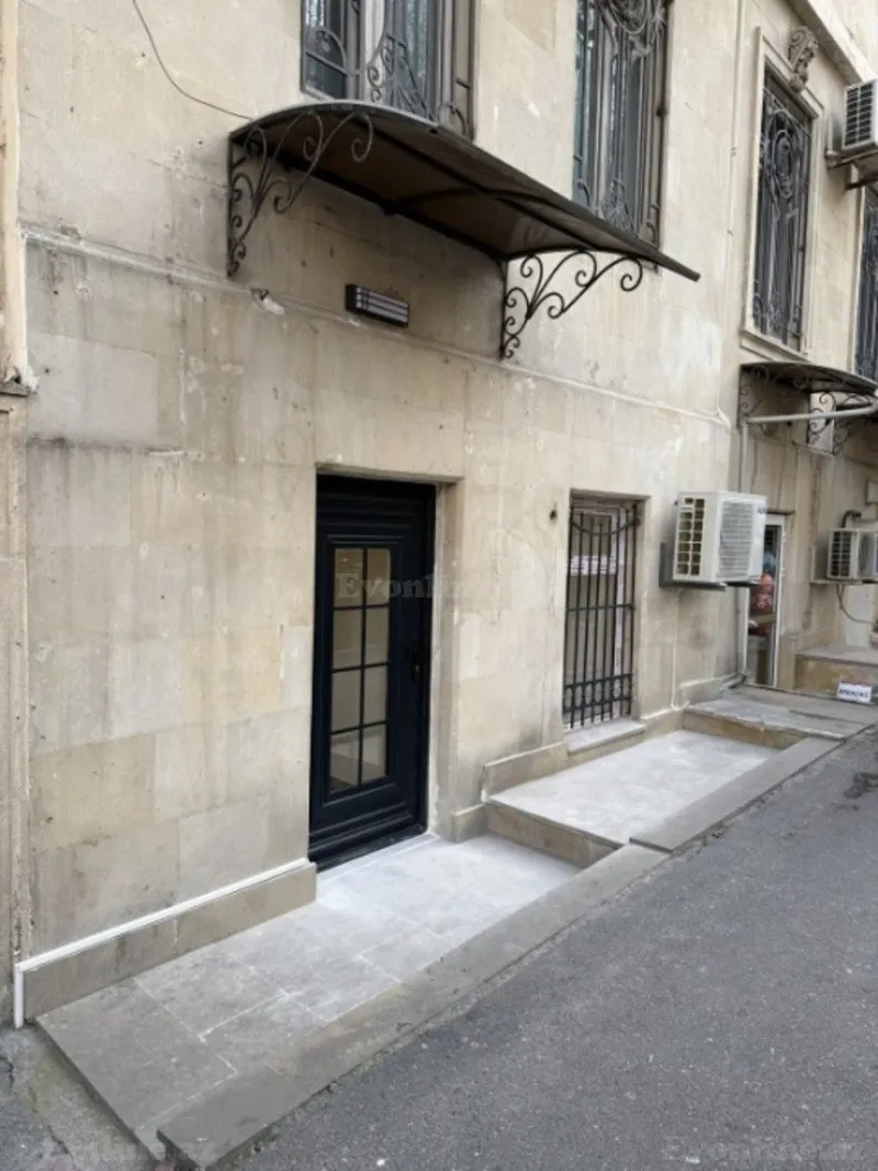 Kirayə verilir Obyekt 55 m² İçərişəhər m.