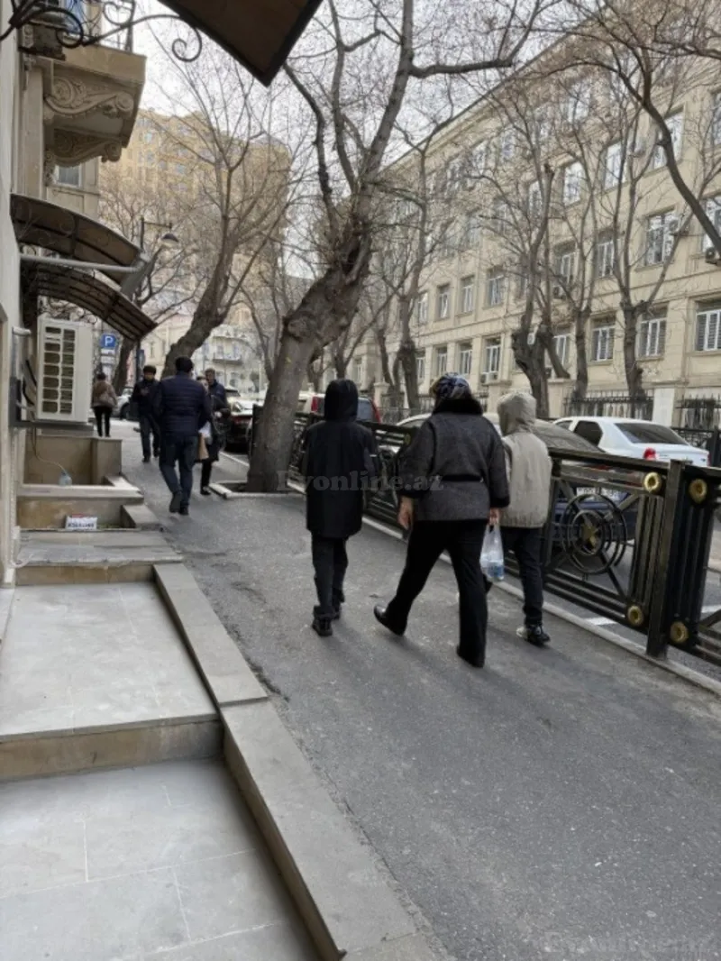 Kirayə verilir Obyekt 55 m² İçərişəhər m. - şəkil 2