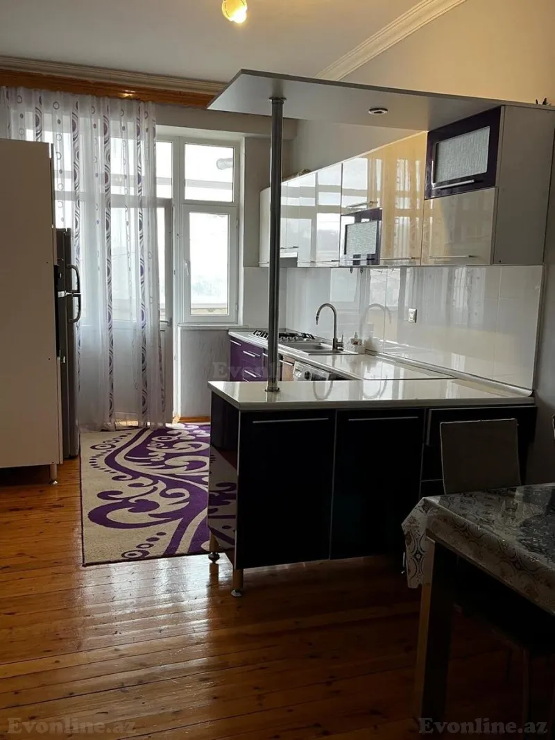 Kirayə verilir 3 otaqlı Mənzil Yeni tikili 100 m² Yasamal