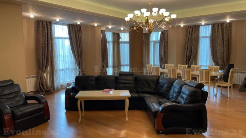 Kirayə verilir 4 otaqlı Mənzil Yeni tikili 232 m² 28 May m.