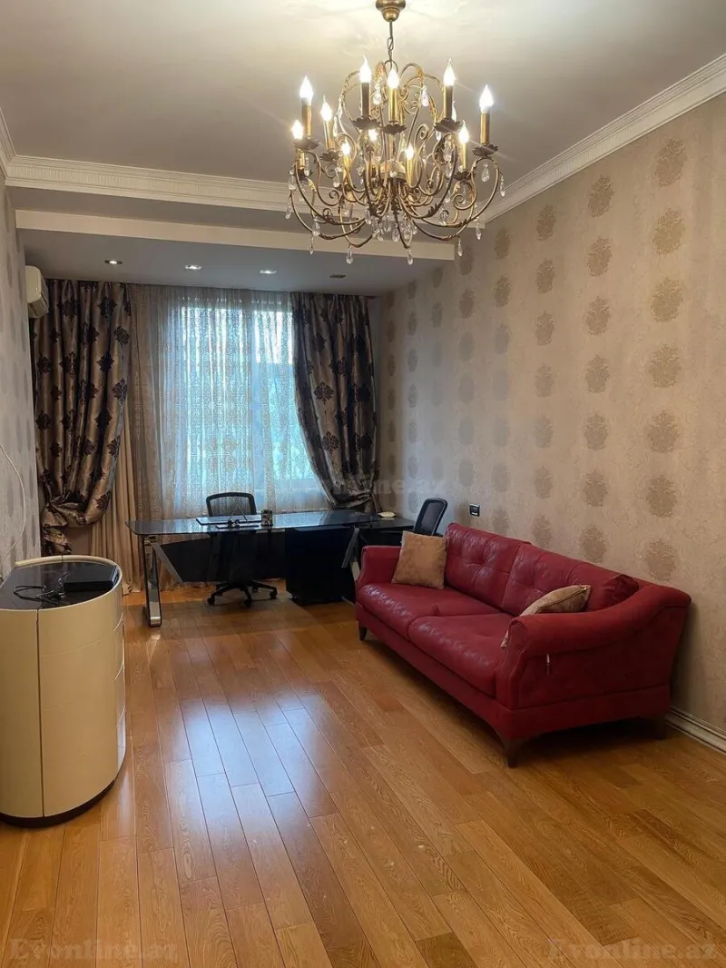 Kirayə verilir 4 otaqlı Mənzil Yeni tikili 232 m² 28 May m. - şəkil 5