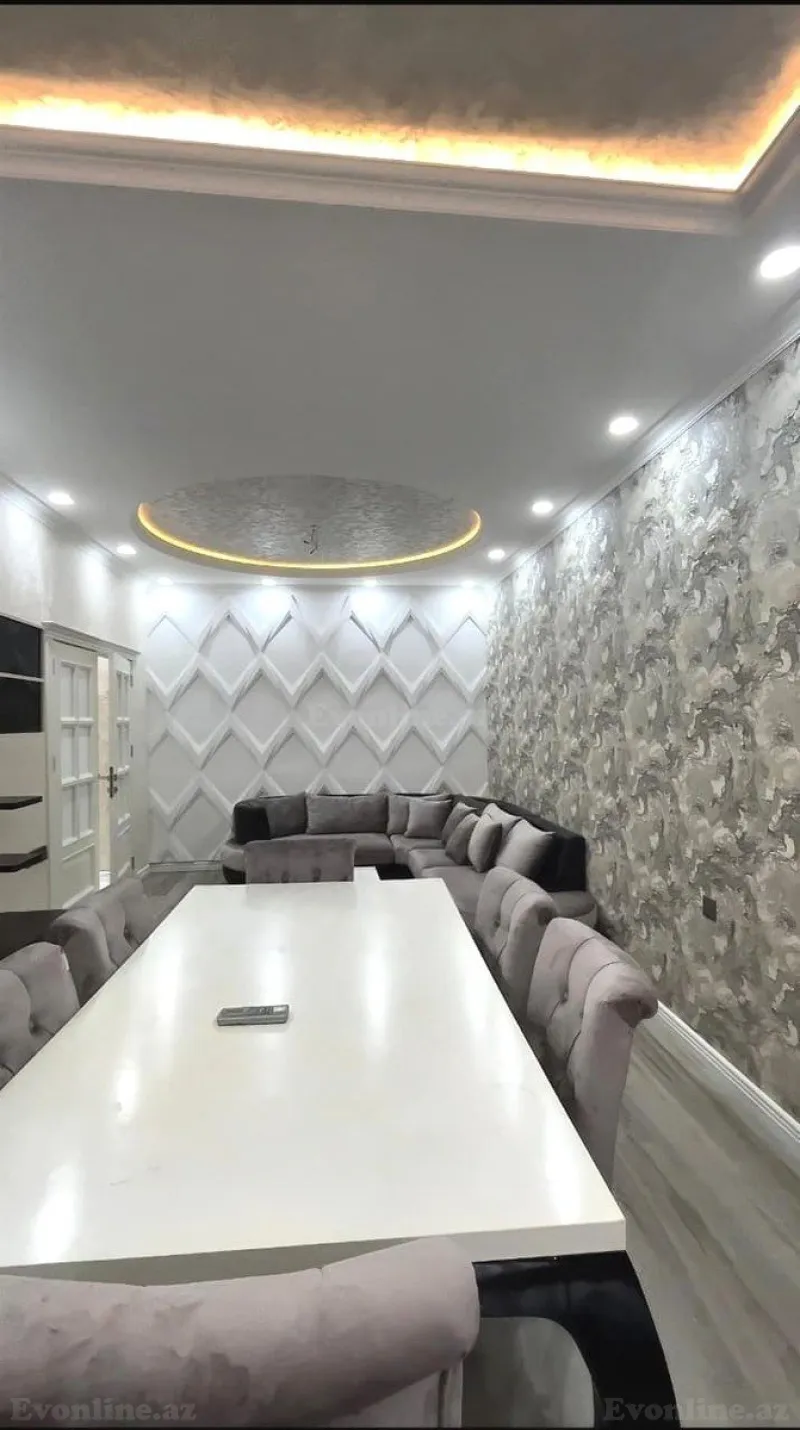 Kirayə verilir 2 otaqlı Mənzil Yeni tikili 106 m² 8 Noyabr m.