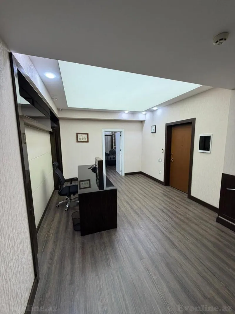 Kirayə verilir Ofis 200 m² Nərimanov r. - şəkil 6