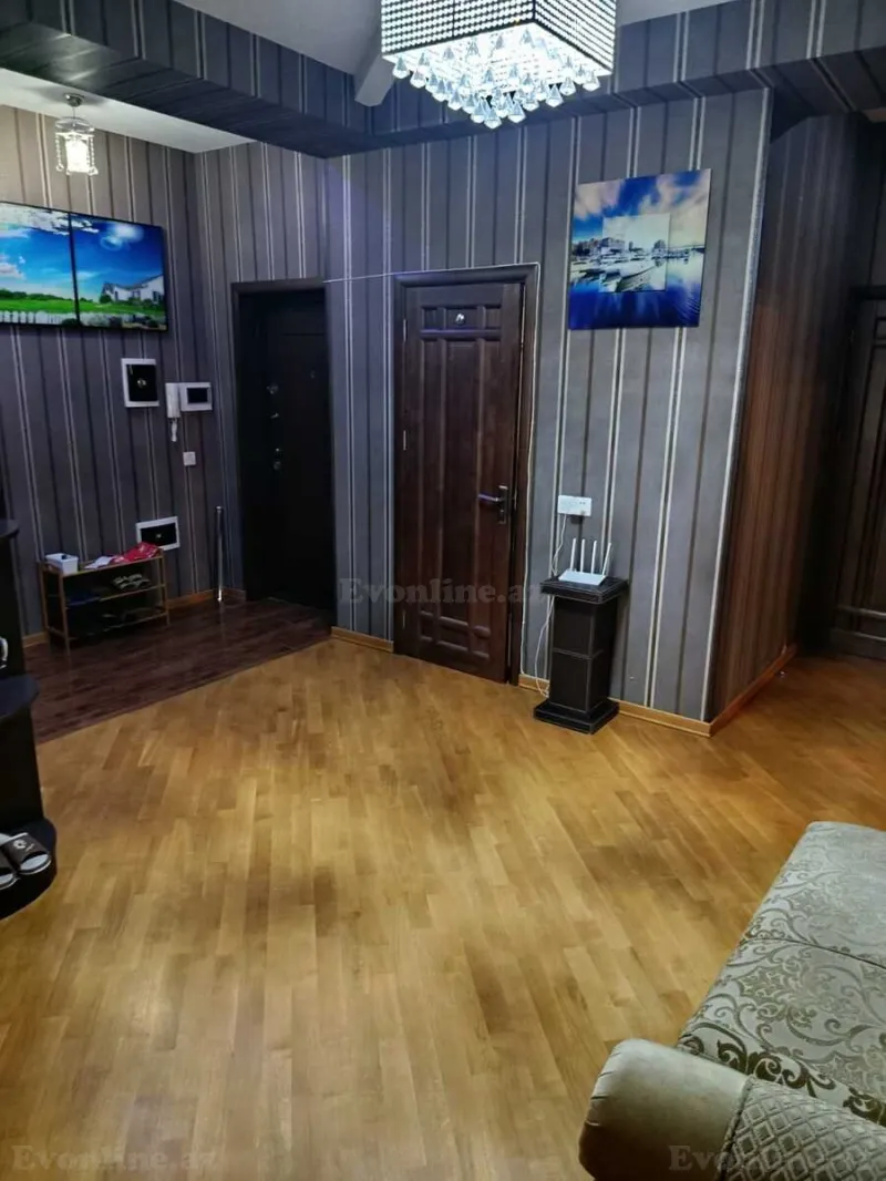 Satılır 3 otaqlı Mənzil Yeni tikili 135 m² Bakmil m. - şəkil 2