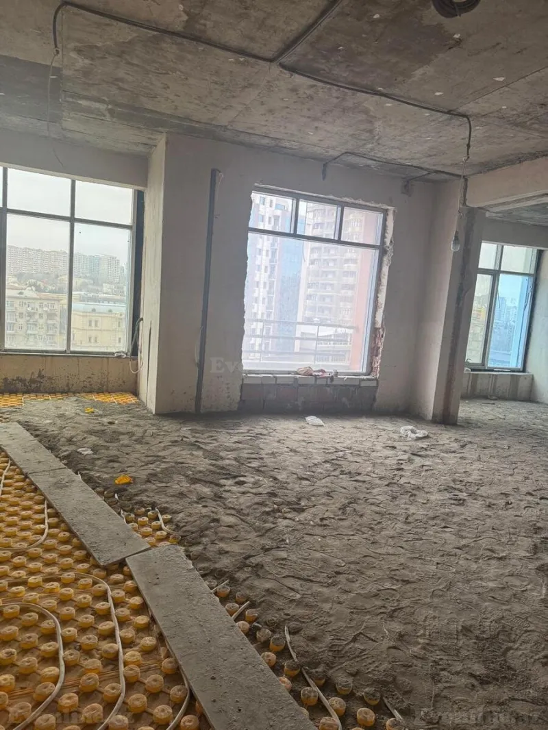 Satılır 3 otaqlı Mənzil Yeni tikili 169.8 m² Nizami m. - şəkil 3