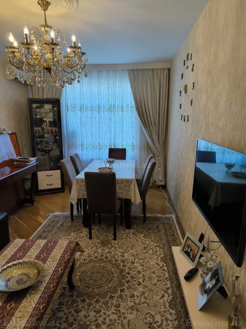 Satılır 3 otaqlı Mənzil Köhnə tikili 75 m² Xalqlar Dostluğu m.
