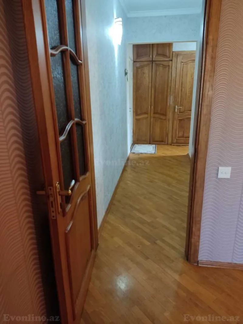 Satılır 2 otaqlı Mənzil Köhnə tikili 65 m² Yasamal - şəkil 12