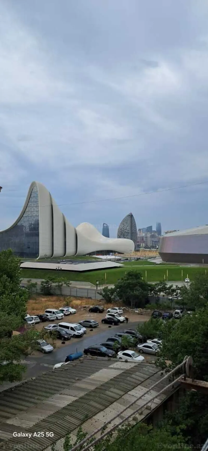 Satılır 3 otaqlı Mənzil Köhnə tikili 76 m² Nəriman Nərimanov m. - şəkil 2