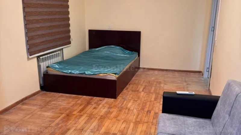 Kirayə verilir 1 otaqlı Mənzil Köhnə tikili 38 m² Elmlər Akademiyası m. - şəkil 2