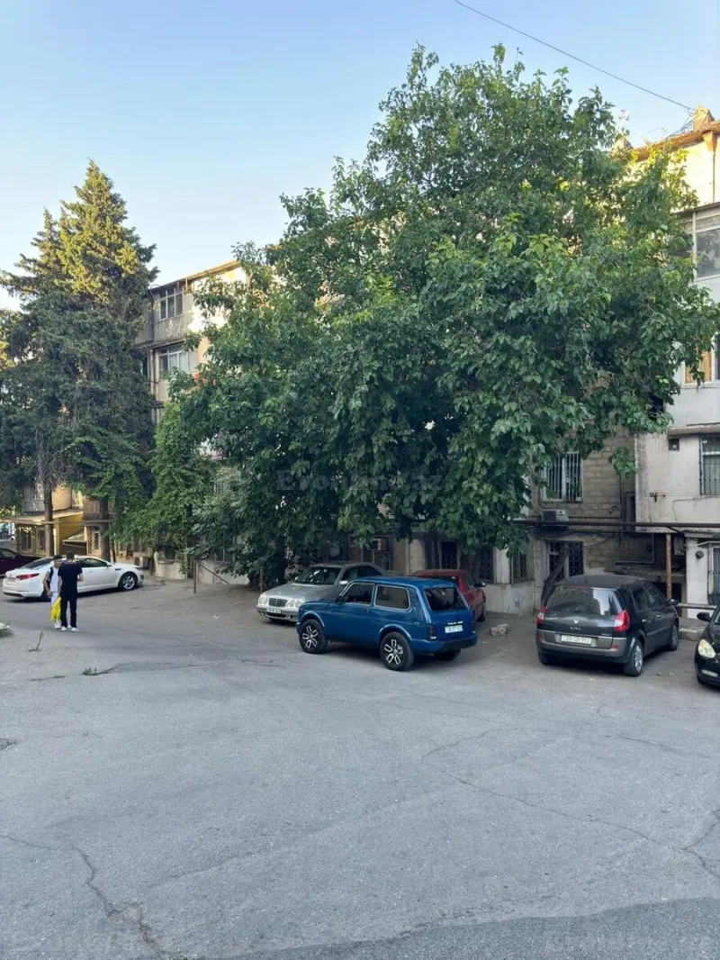 Kirayə verilir 1 otaqlı Mənzil Köhnə tikili 38 m² Elmlər Akademiyası m. - şəkil 3