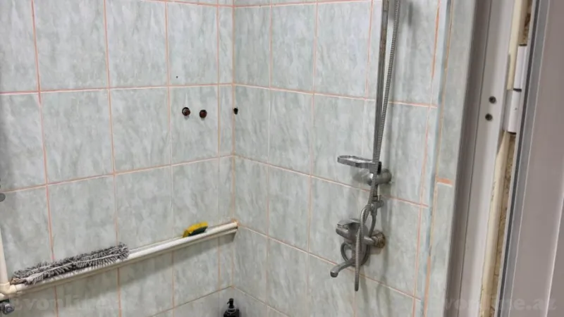 Kirayə verilir 1 otaqlı Mənzil Köhnə tikili 38 m² Elmlər Akademiyası m. - şəkil 9