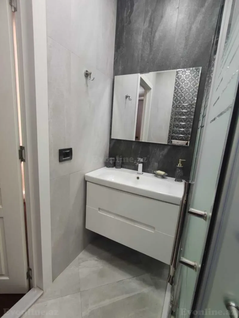 Kirayə verilir 3 otaqlı Mənzil Yeni tikili 140 m² 28 May m. - şəkil 12