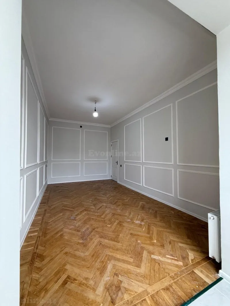 Satılır 2 otaqlı Mənzil Köhnə tikili 42 m² Nərimanov r. - şəkil 2