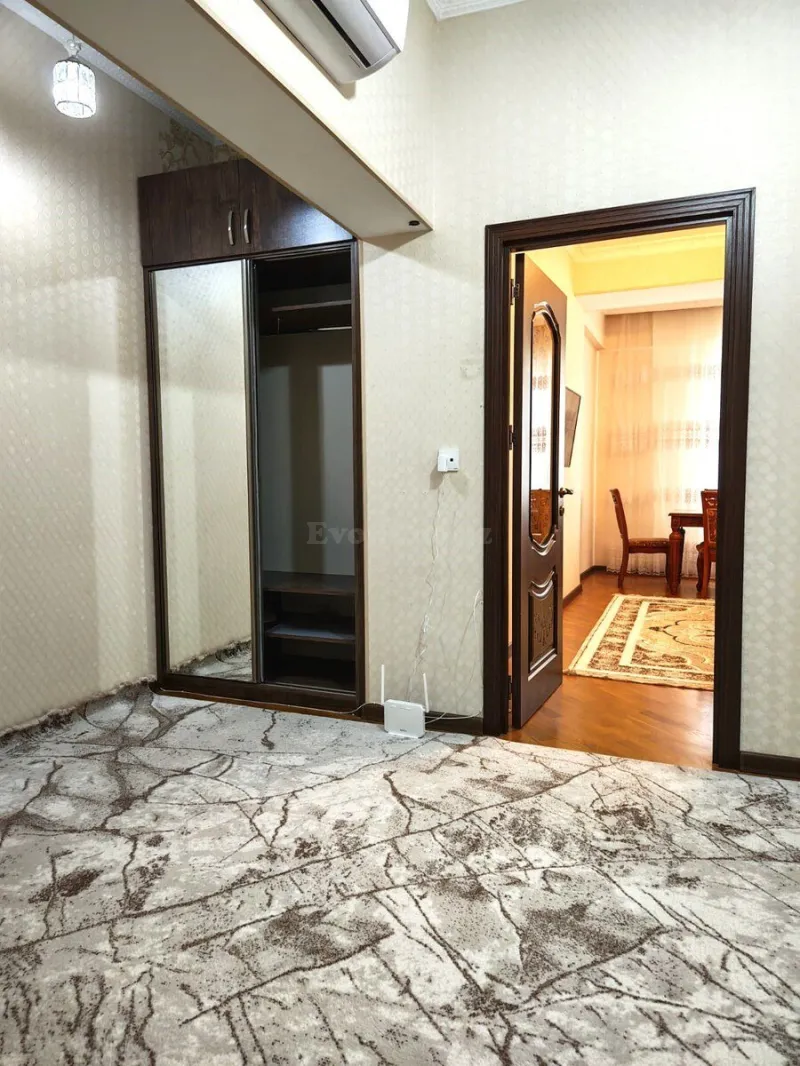 Kirayə verilir 4 otaqlı Mənzil Yeni tikili 95 m² 28 May m. - şəkil 21