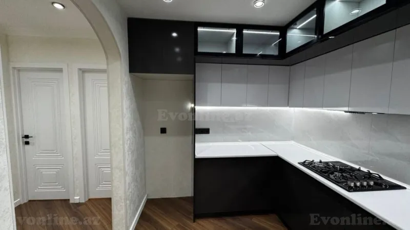 Satılır 2 otaqlı Mənzil Köhnə tikili 65 m² Nərimanov r. - şəkil 9