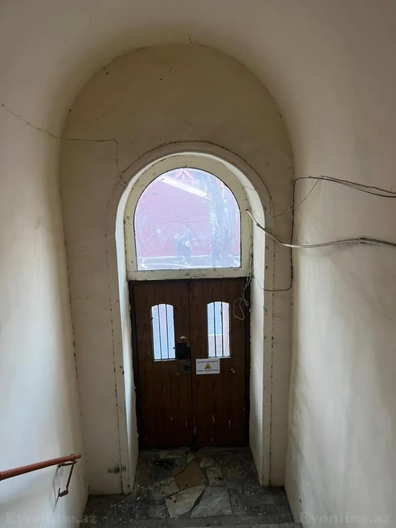 Satılır 3 otaqlı Mənzil Köhnə tikili 65 m² İçərişəhər m. - şəkil 20