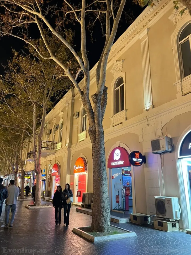 Satılır 3 otaqlı Mənzil Köhnə tikili 65 m² İçərişəhər m. - şəkil 23