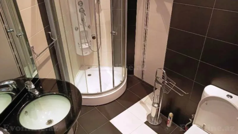 Satılır 4 otaqlı Mənzil Yeni tikili 180 m² 8-ci kilometr - şəkil 16