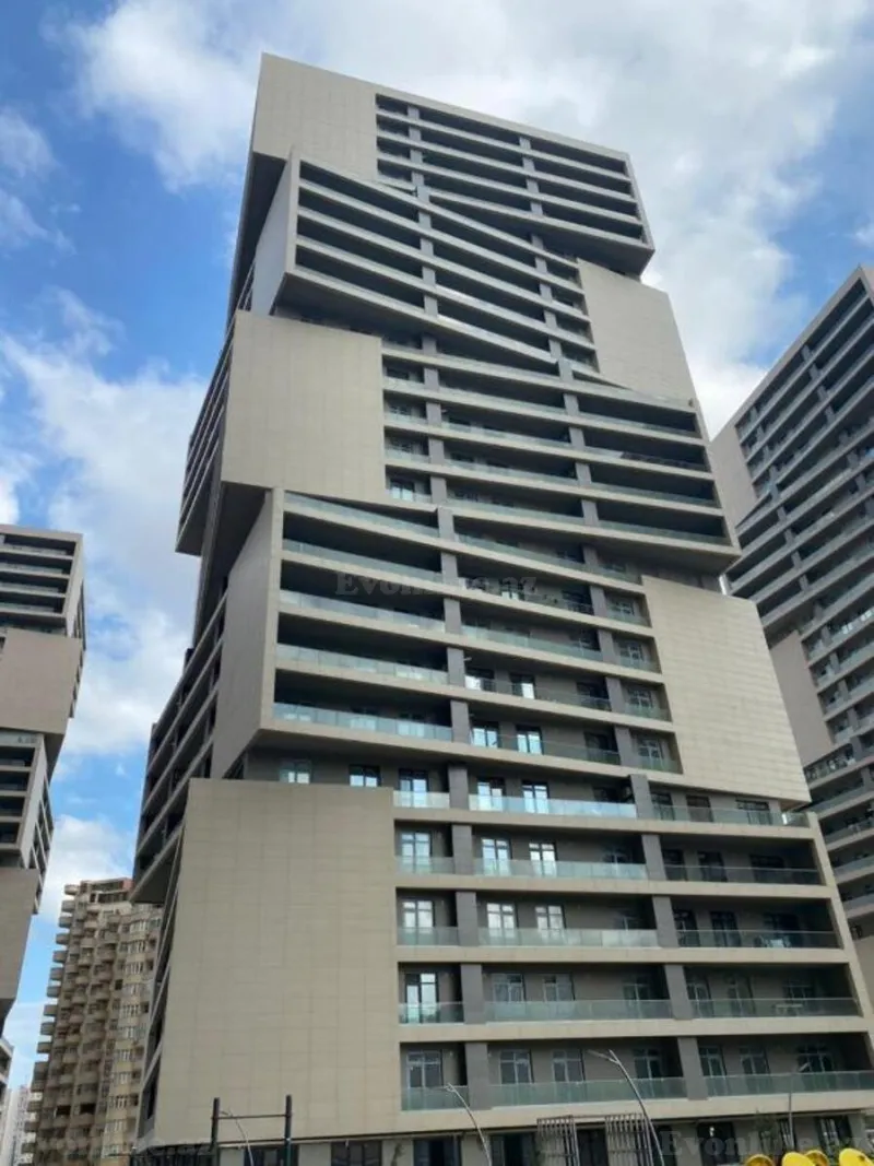 Satılır 3 otaqlı Mənzil Yeni tikili 148 m² 8 Noyabr m. - şəkil 3